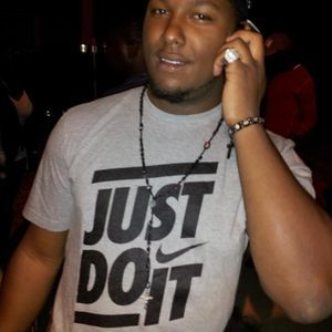 Meet your Posher, Carlos